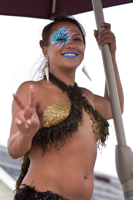 Seaweed Dancers, II