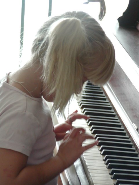 Sara playing piano