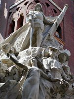 Corner sculpture