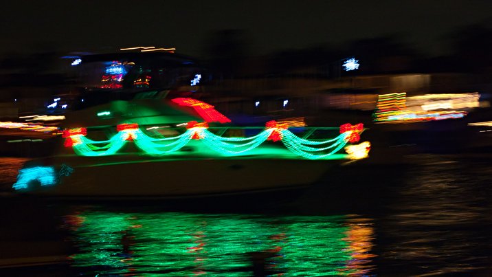 Blurred Boat, V