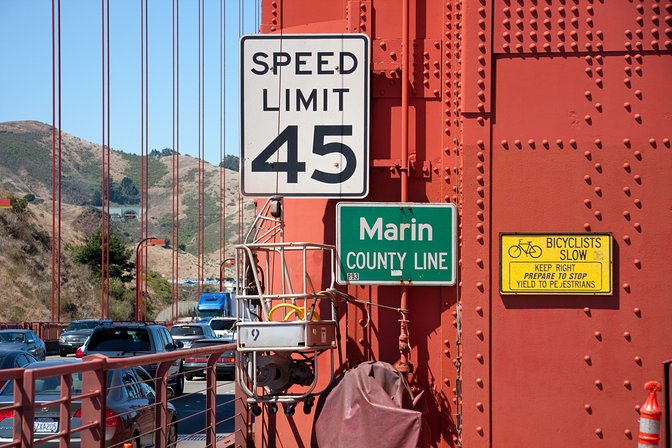 Golden Gate Signs