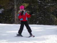Sara skiing